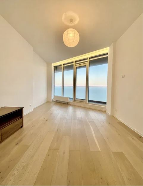 продажа многокомнатной квартиры номер A-173153 в Приморском районе, фото номер 15